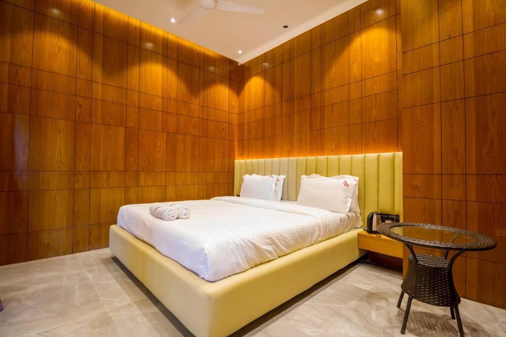 Celebrity Villa 伊加特普里 外观 照片