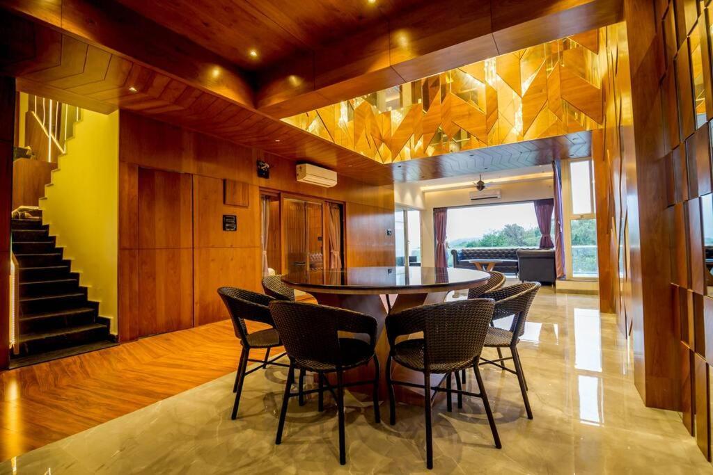 Celebrity Villa 伊加特普里 外观 照片